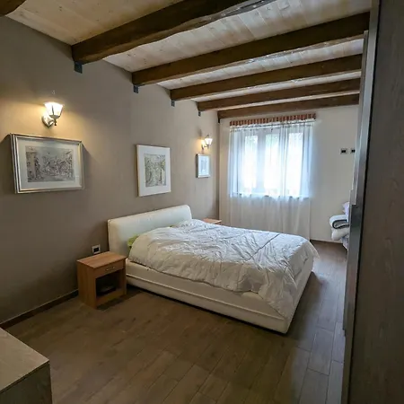 Апартаменты Borgo Antico Camerano Casasco