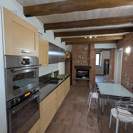Appartamento Borgo Antico Camerano Casasco
